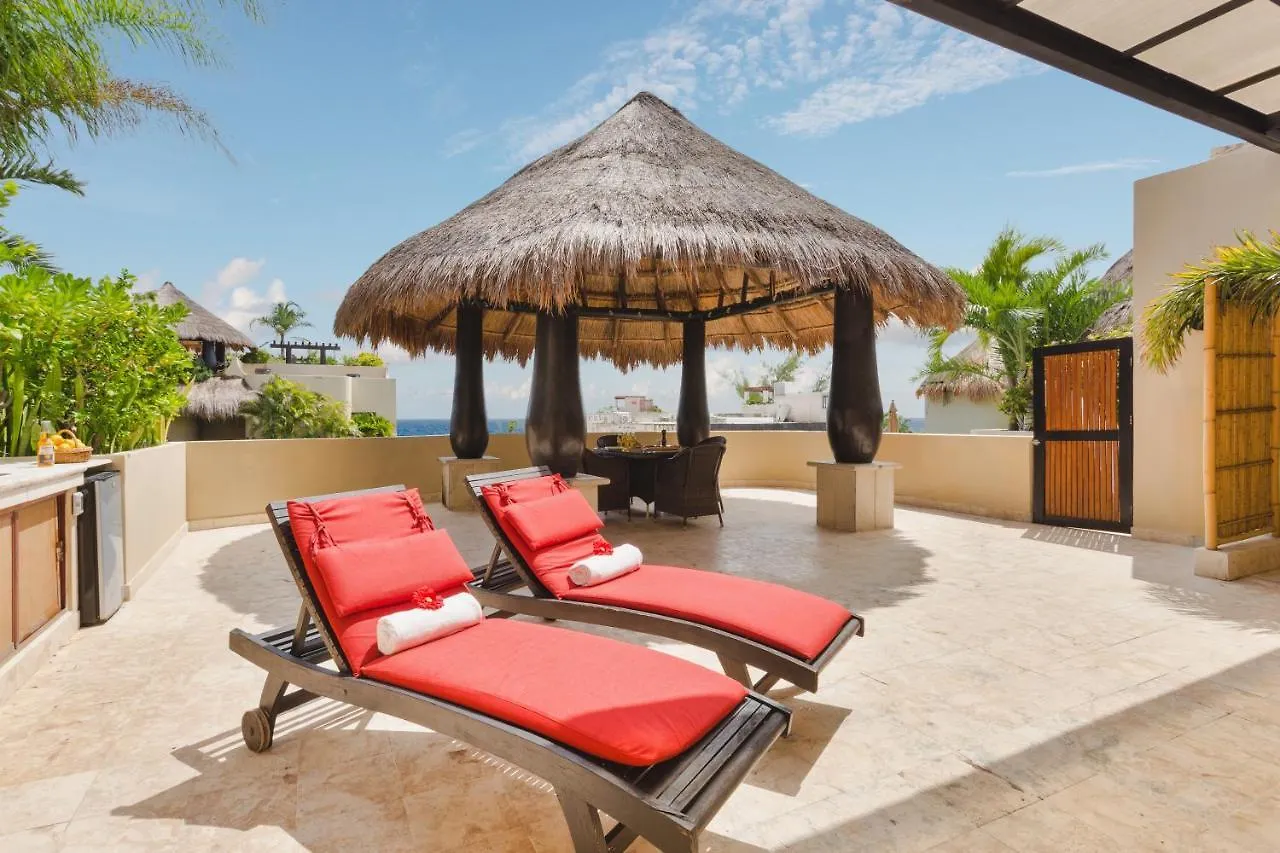 El Taj Oceanfront And Beachside Condo Hotel Playa del Carmen Mexico