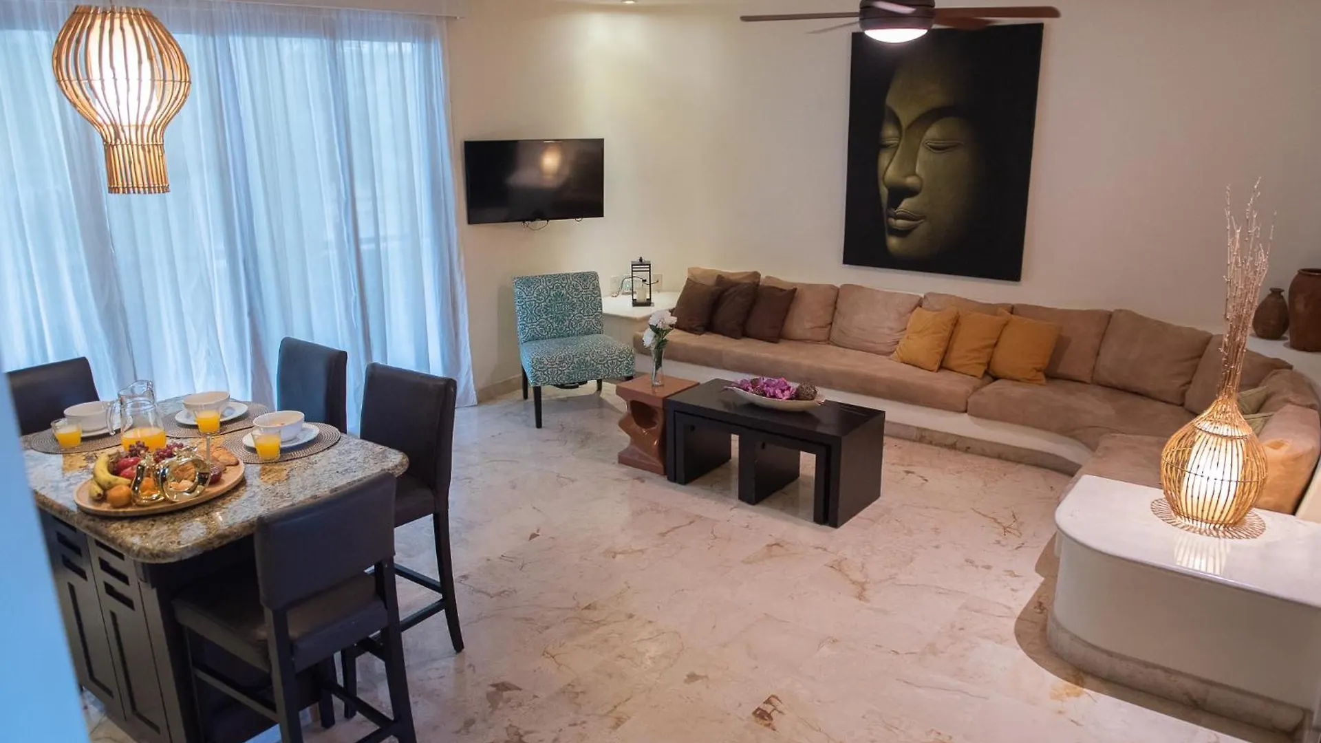 פלאייה דל כרמן El Taj Oceanfront And Beachside Condo Hotel